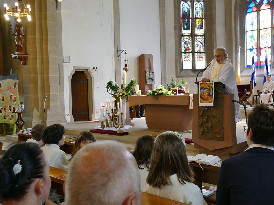 Dankgottesdienst der Kommunionkinder (Foto: Karl-Franz Thiede)